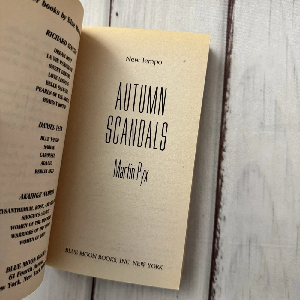 Autumn Scandals Martin Pyx Vintage Erotic Smut Pulp PB‎ Blue Moon 1989